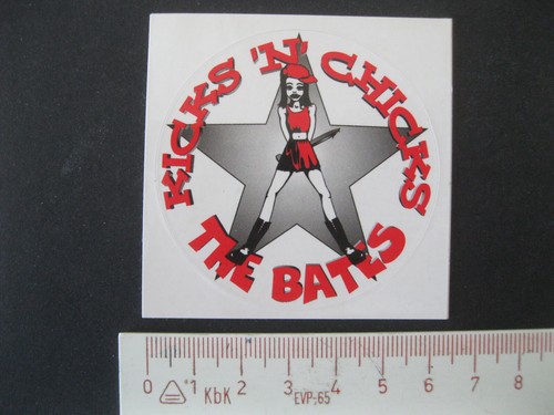 Kicks chicks the bates - chicks,