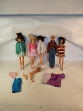 Lot Anziehpuppe + Zubehör wie