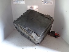 VW Passat 3C Kombi 1.9 TDI Sicherungskasten Motorraum VW 3C0937125 63592777