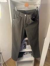 Dunkelgrüne Hose