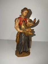 Holzfigur farbig Bäuerin 28,5