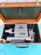 Filius DEFA Diaprojektor im Koffer und ein Diaprojektor Pentacon H 50 mit Tasche
