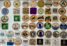 50 alte Bierdeckel *