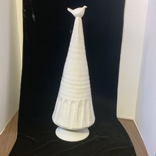 Vietri Foresta White Medium