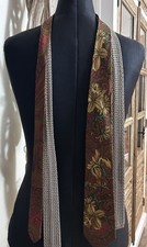 2 hübsche Seiden Krawatten