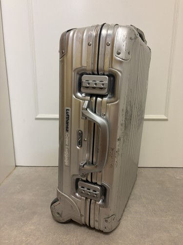Rimowa lufthansa crew luggage - lufthansa,