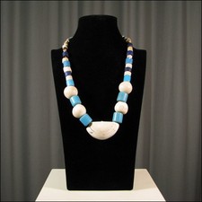 29558) Glasperlen-Kette Kongo