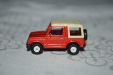 Rietze 1:87 Suzuki SJ 410 rot mit Verdeck unbespielt