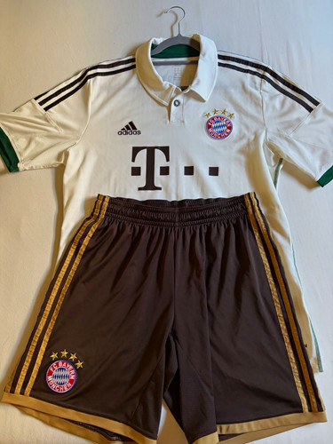 Bayern münchen away wiesn - fc,