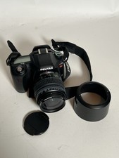 Pentaxdigital-Kamera ist D L-Objektiv SMC PENTAX-DA L 1:3.5-5.6 18-55mm AL
