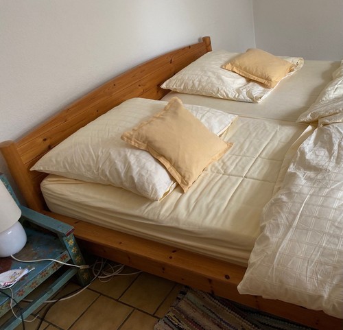 Doppelbett 180x200 holzgestell - doppelbett,