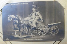 Altes Postkarten Album, um