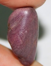 22,60 Karat natürlicher roter Rubin grob, Rohrubin, Rubinkristall, edler rote...