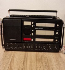 Grundig Satellit 3400 Weltempfänger Radio Original Gehäuse mit Lautsprecher !