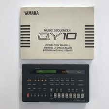 Yamaha QY-10 Sequenzer + Handbuch und Original Verpackung, sehr guter Zustand