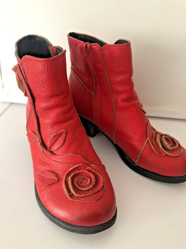 Rote stiefeletten mit - stiefeletten,