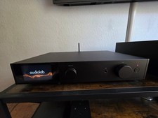 Audiolab 9000q High-End Vorverstärker in absolut neuwertigem Zustand