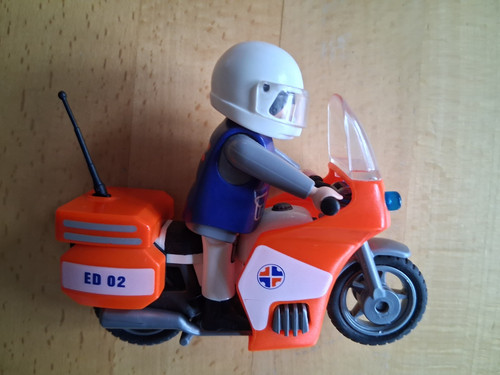 Playmobil notarzt mit motorrad - playmobil,