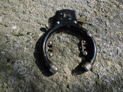 Oldtimer altes fahrradschloss - altes,