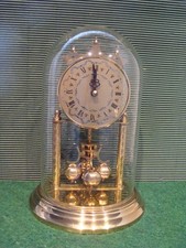 Drehpendeluhr Jahresuhr