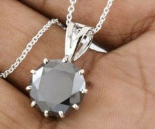 40 Karat Schwarz Diamant