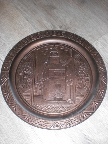 Uralter relief wandteller - uralter,