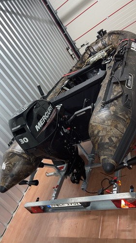 Schlauchboot mit motor - schlauchboot, 30