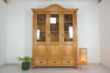 großer Bücherschrank, Vitrine, Bibliothek im Landhausstil in Weichholz massiv