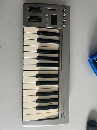 Acorn masterkey midi - acorn,
