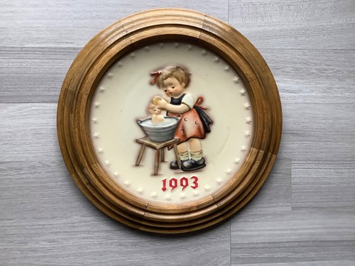 Goebel hummel jahresteller von - goebel,