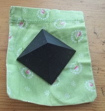 BE-Esmog-Buster Pyramide Elektro-Smog-Schutz von New Generation