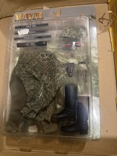 Waffen U. Uniformset 1/6