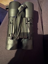 Fernglas Feldstecher Inkl. Trageriemen und Tasche mit Etui von Auriol