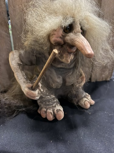 Original nyform troll - original, alter