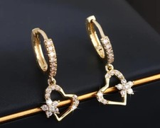 Goldene Herz-Hängeohrringe mit synthetischem Zirkon, Luxus