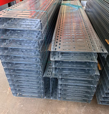 8m Kabelrinne 300x60mm mit