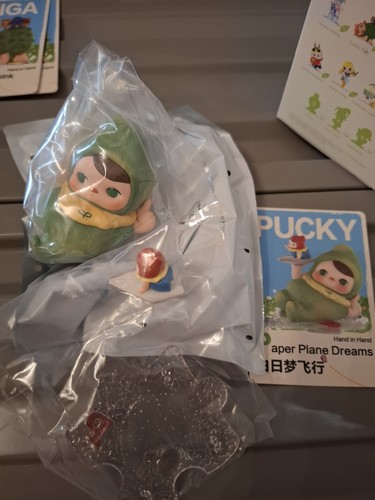 Pop mart pucky - pop,