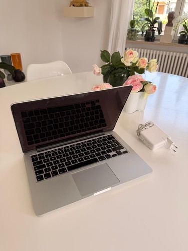 Apple macbook pro - apple, 13”