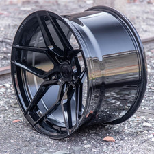 22 x 10.5 / 11.5 Rohana RFX11