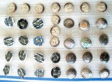 VERSCHIED. KONVOLUTE TRACHTENKNÖPFE - BRAUN/SILBER - METALL - HORN - KUNSTSTOFF