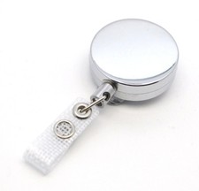 1 x Skipasshalter mit Metallschnur Jojo Ausweishalter Skipassjojo Schlüsseljojo 