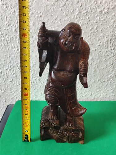 Antike holzfigur einer - holzfigur,