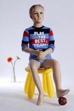 Kinderpuppe Mannequin Kind Junge boy BB-12 Schaufensterpuppe kids sitzend