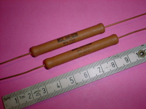 Mohm 5 watt - 20, /