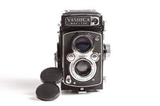 Yashica mat 124 tlr 6x6 - yashica,