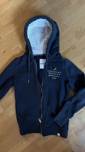 Superdry sweatjacke mit fell - superdry,