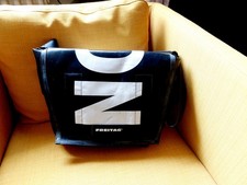 Schwarze Freitag Tasche Dexter