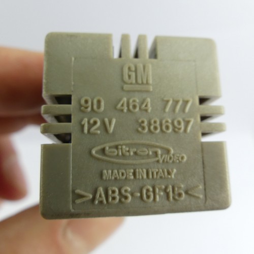 Opel relais 464 777 - opel, 90