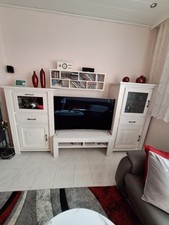 Fernsehen Tisch Mit Zwei Vitrinen Schärenke  Und  Regal 