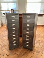 2 Bisley Schubladenschränke